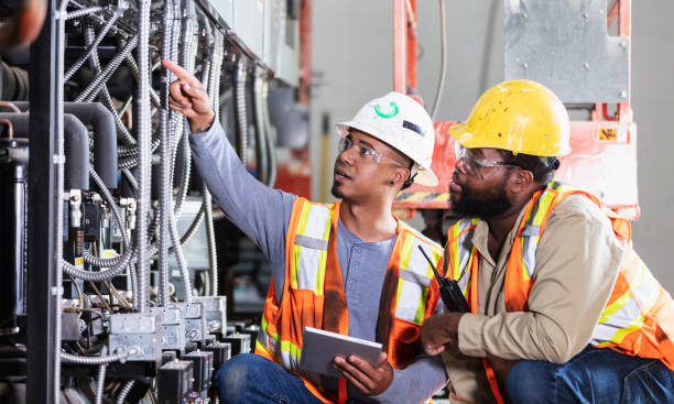 Best Electrical Contractors for Businesses  in Hamburg, IA